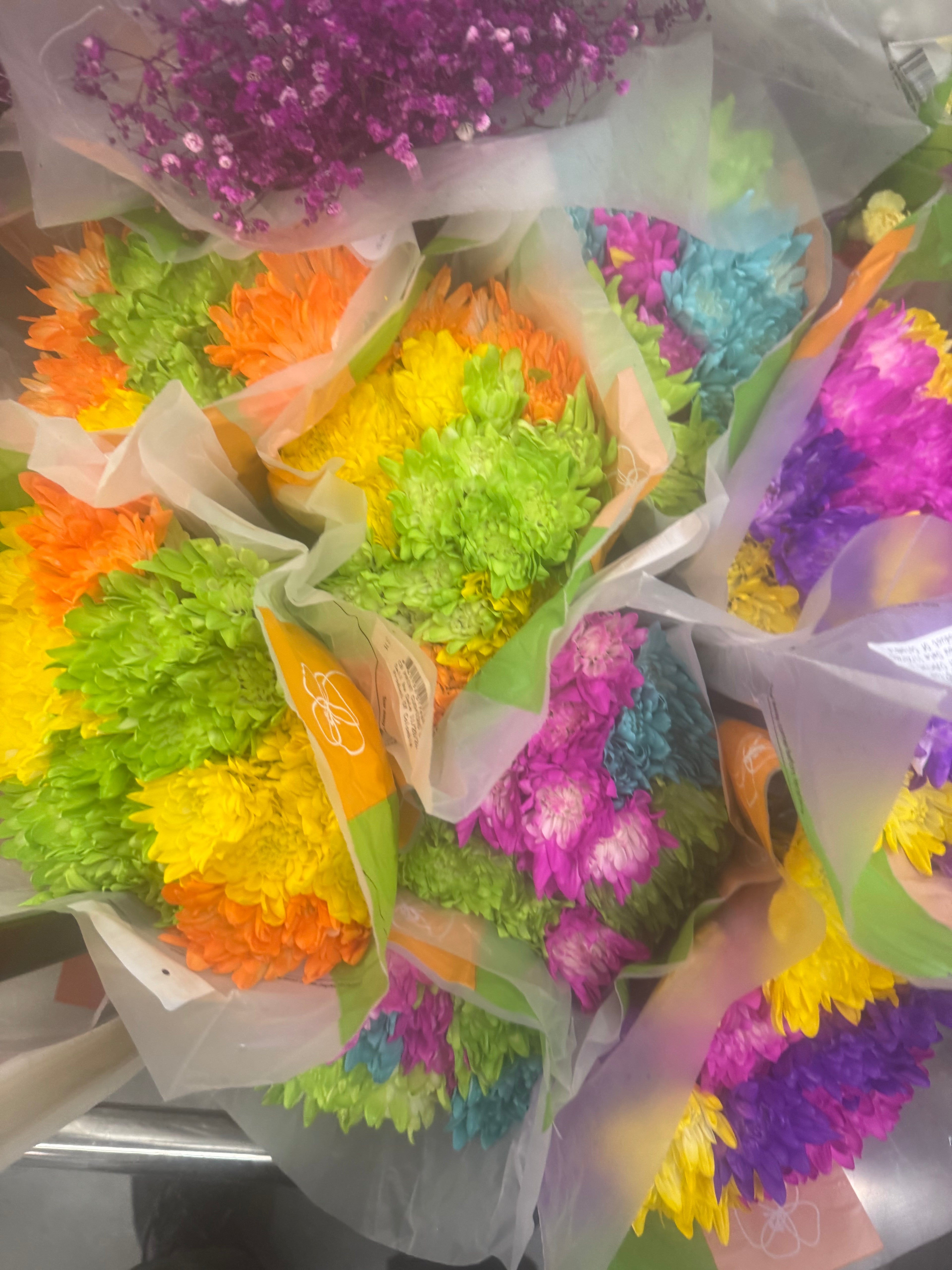 Radiant Elegance: Ready-to-Go Bouquet